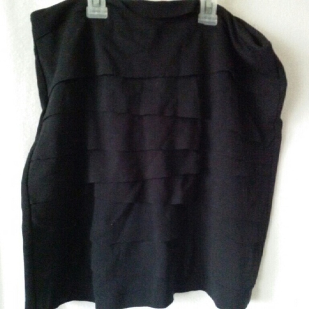 Banana Republic tier mini skirt